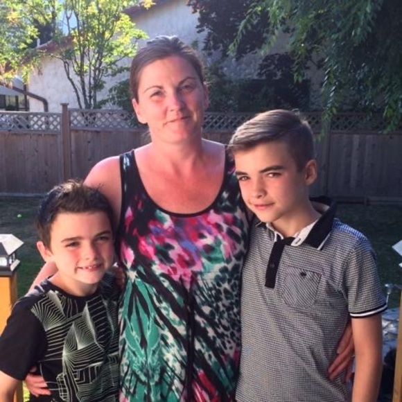 Meet your Posher, Julie - Picture 1 of 1